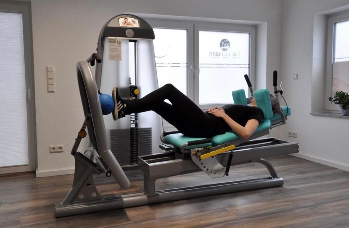 Ferienwohnung Im Resi Gesundheitszentrum Фройденберг Экстерьер фото