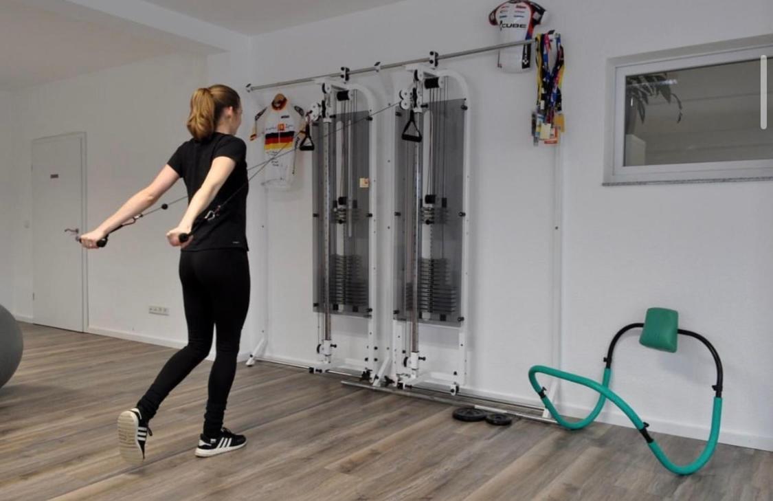 Ferienwohnung Im Resi Gesundheitszentrum Фройденберг Экстерьер фото