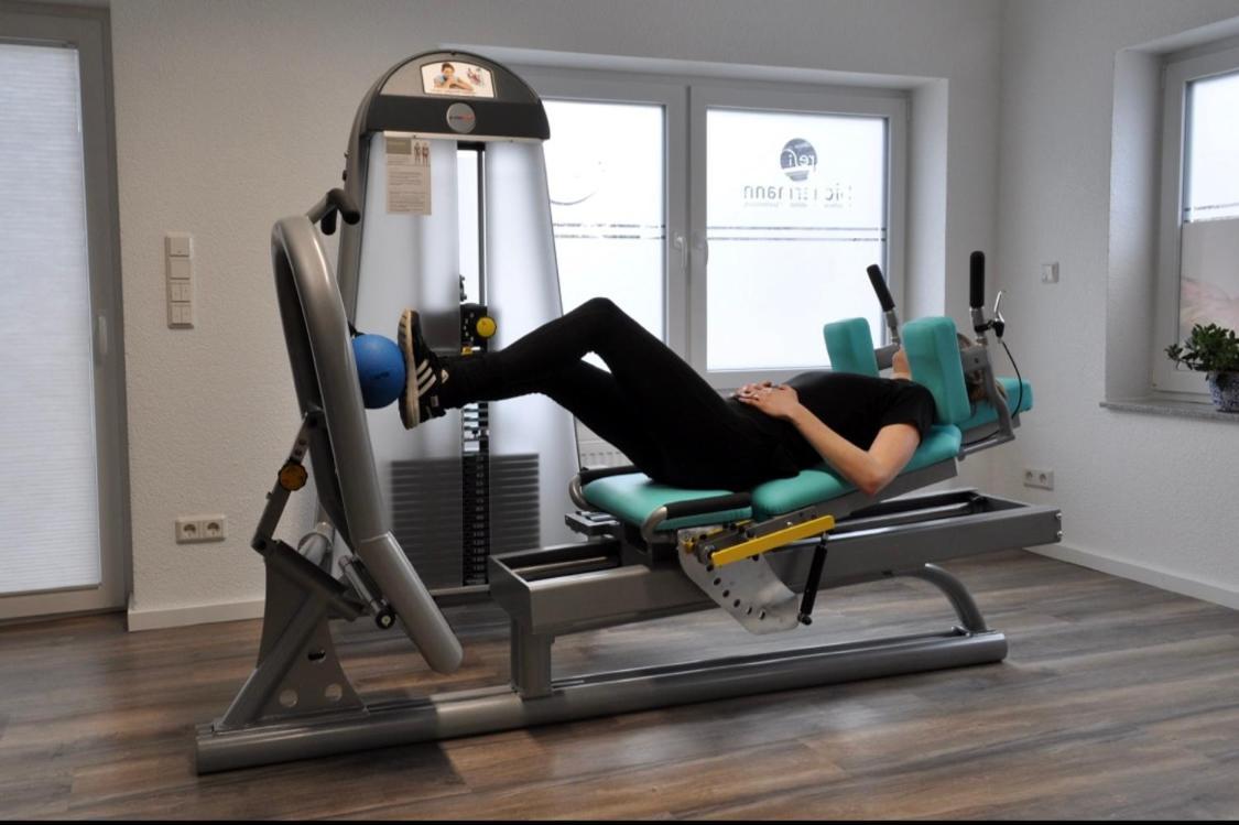 Ferienwohnung Im Resi Gesundheitszentrum Фройденберг Экстерьер фото